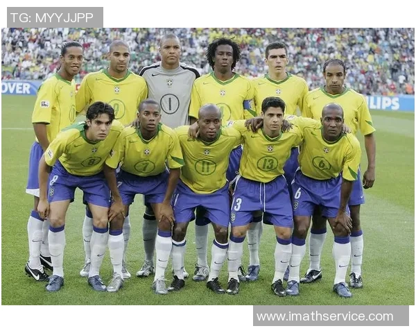 追随球场传奇脚步的迷人故事与足球巨星并肩奔跑的热血时刻